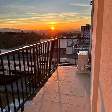 Trendy Apartment Trencin Luaran gambar